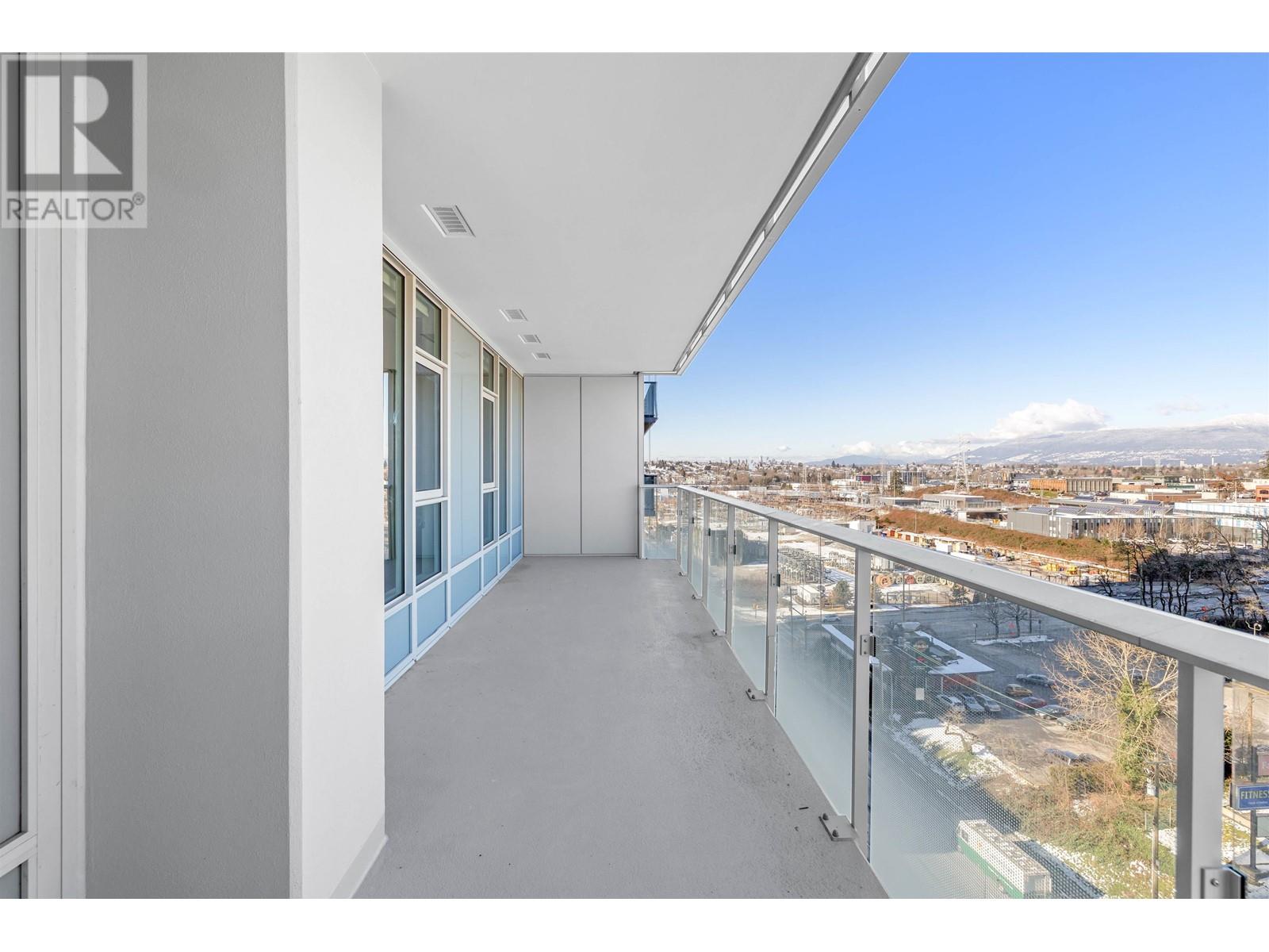 1106 4168 LOUGHEED HIGHWAY, Burnaby