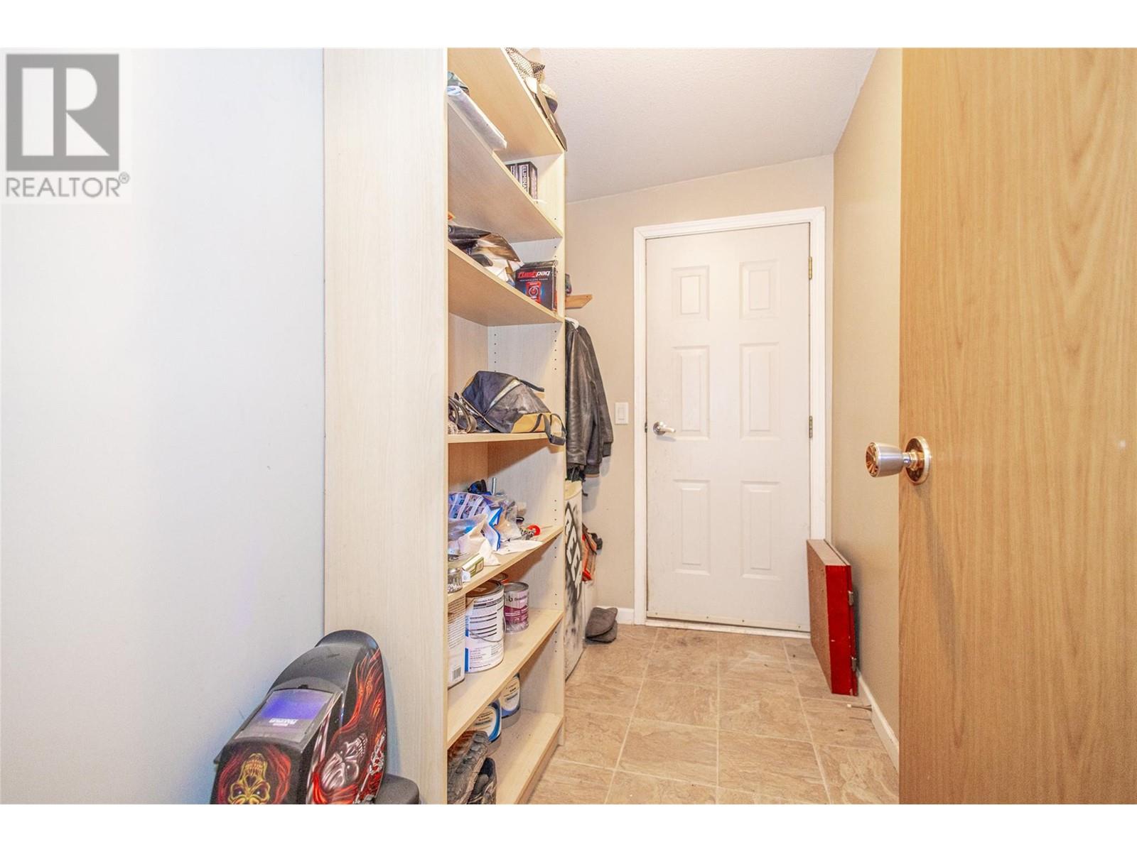 61 720 Commonwealth Road, Lake Country