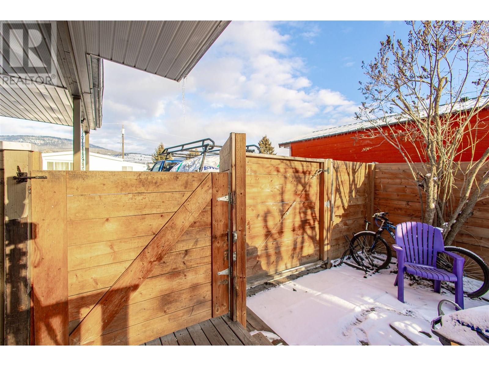 61 720 Commonwealth Road, Lake Country