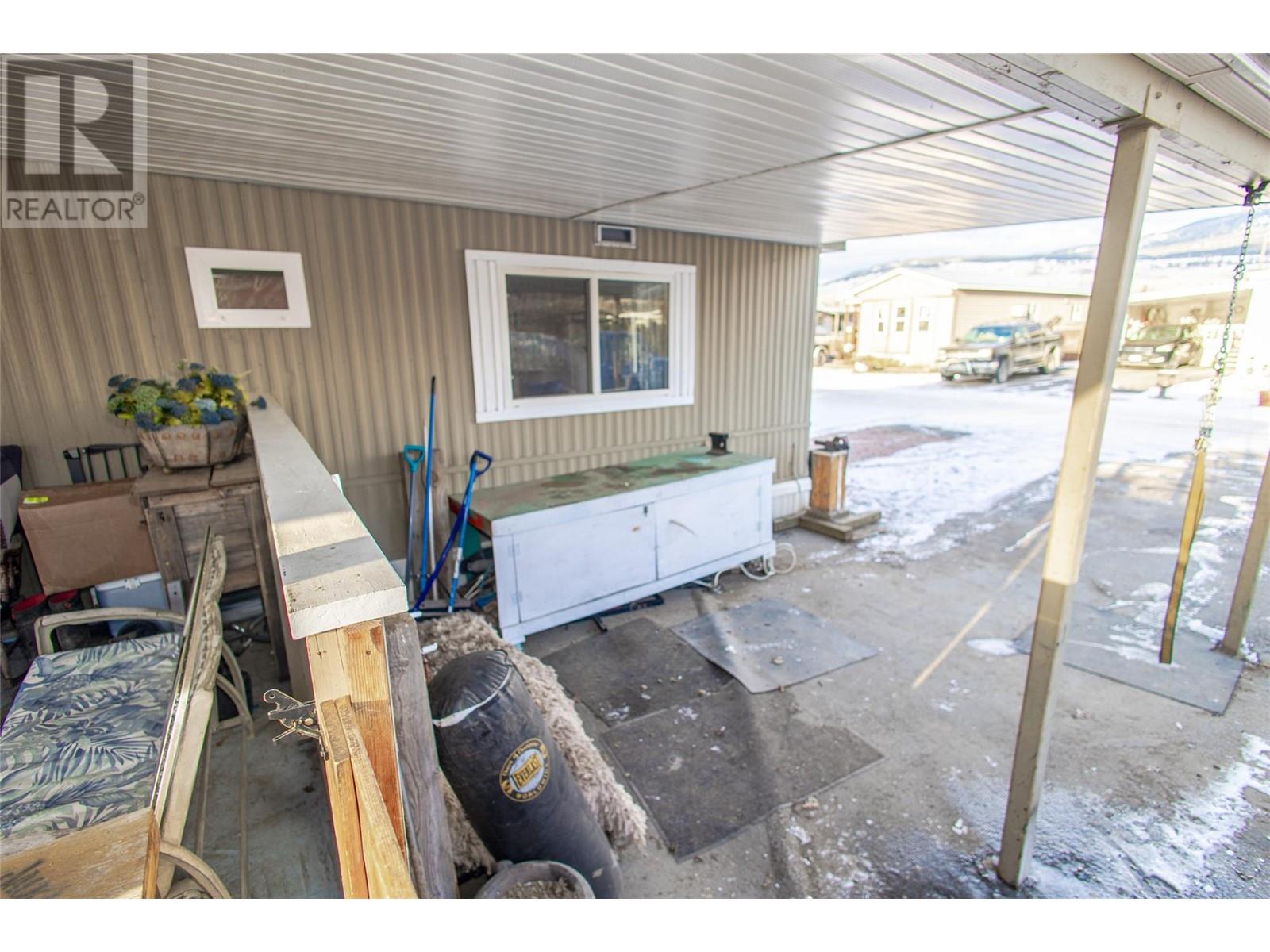 61 720 Commonwealth Road, Lake Country