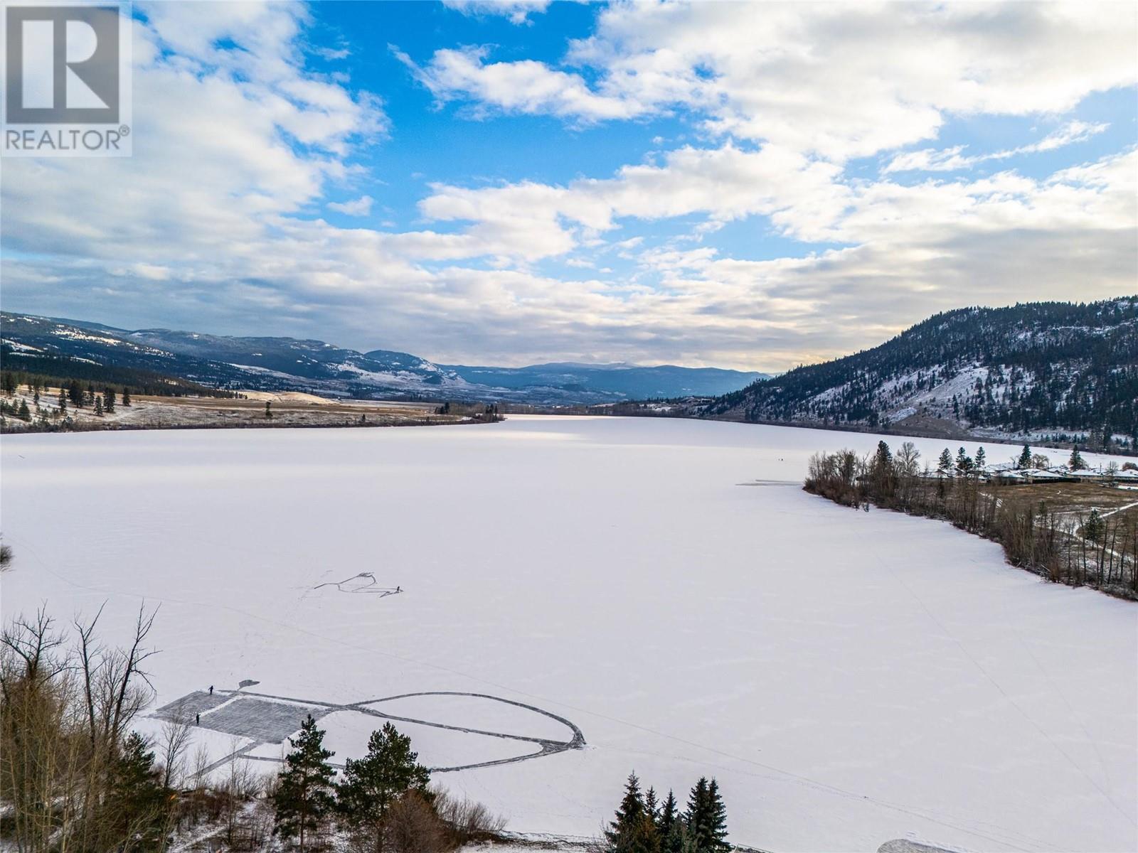 61 720 Commonwealth Road, Lake Country