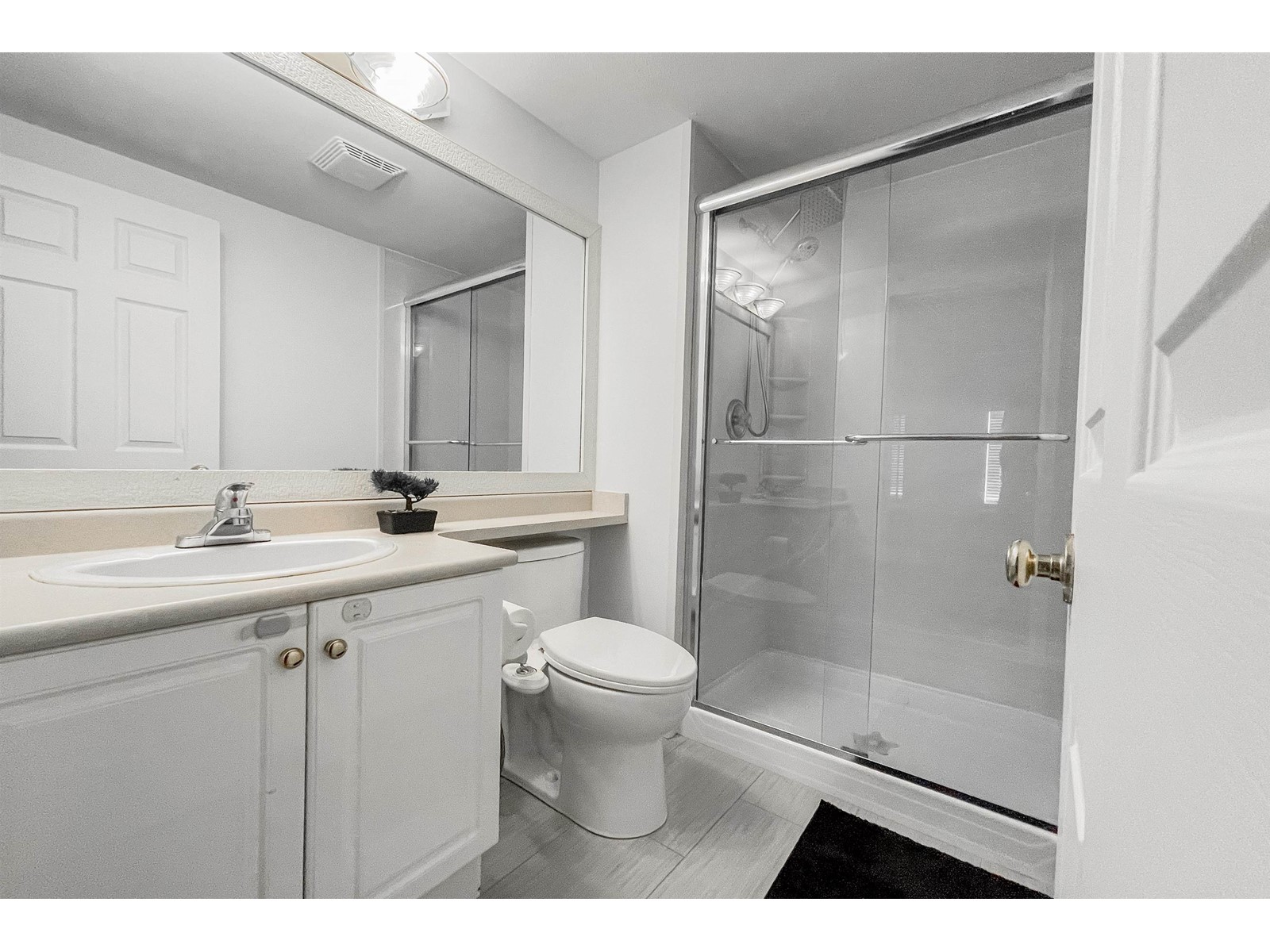 Photo 21 of 313 12125 75 A Avenue, Surrey BC
