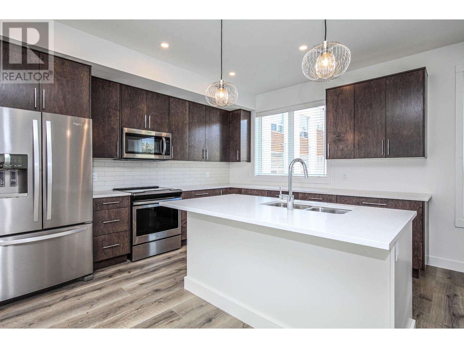 123 610 Academy Way, Kelowna