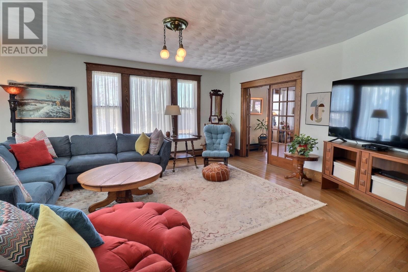 610 Main Street - 10
