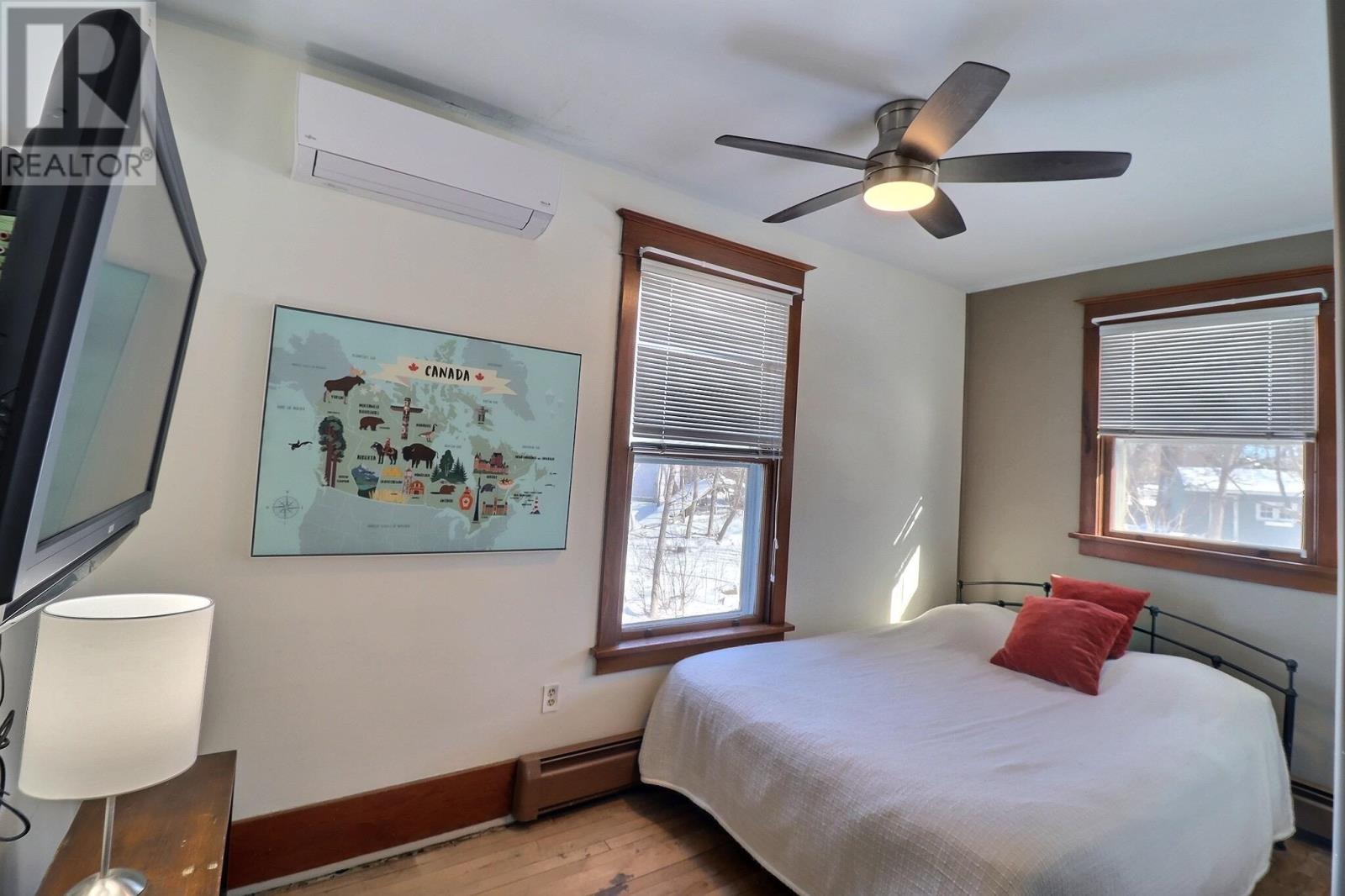610 Main Street - 15