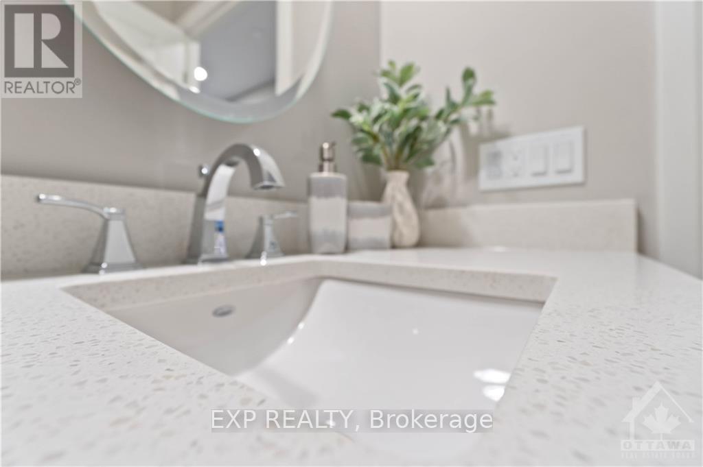 Photo 5 of 309 100 Pinehill Road, North Grenville ON