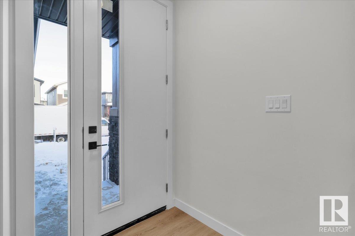7007 169 AV NW, Edmonton