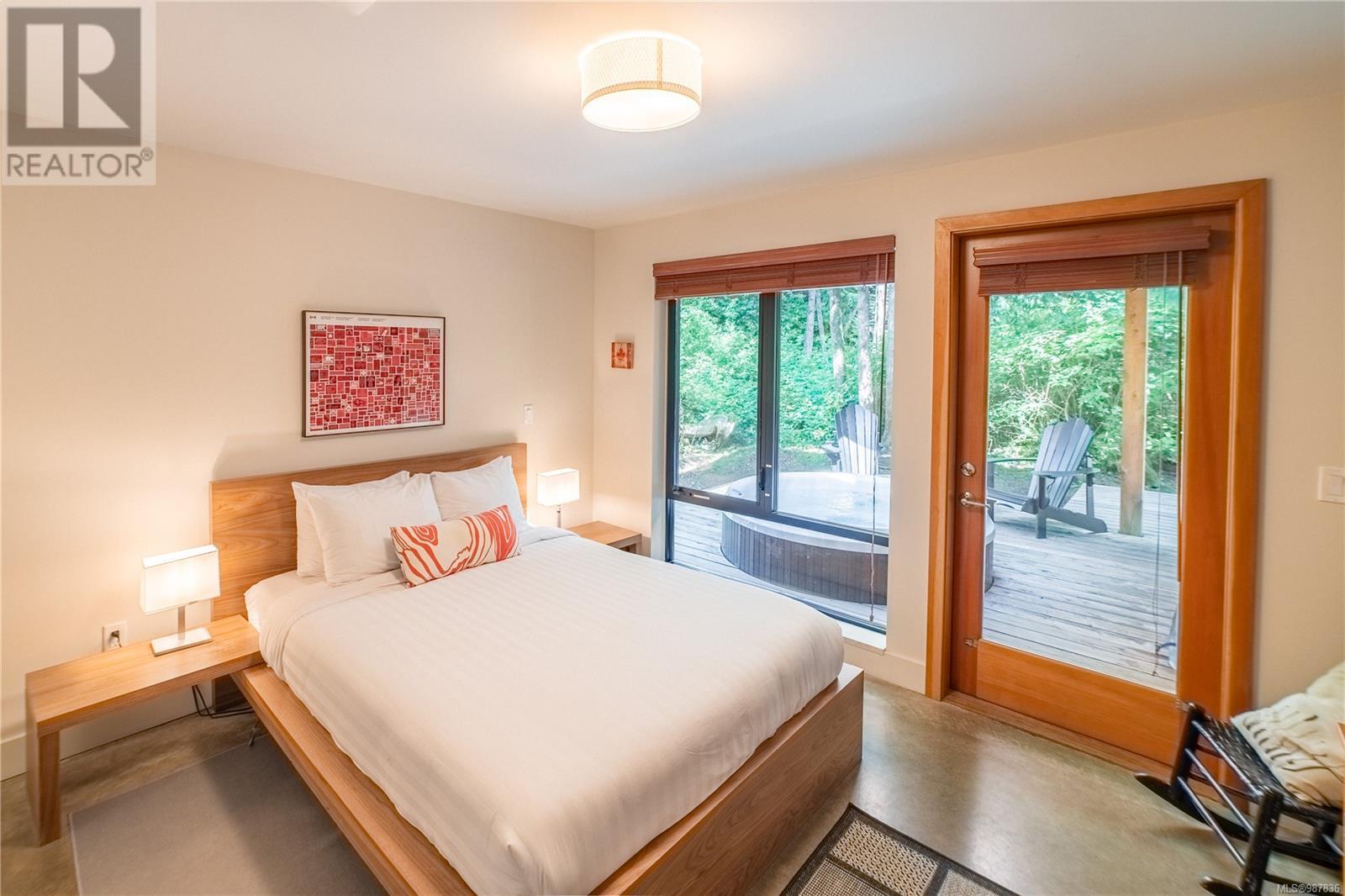 1156 Pacific Rim Hwy, Tofino