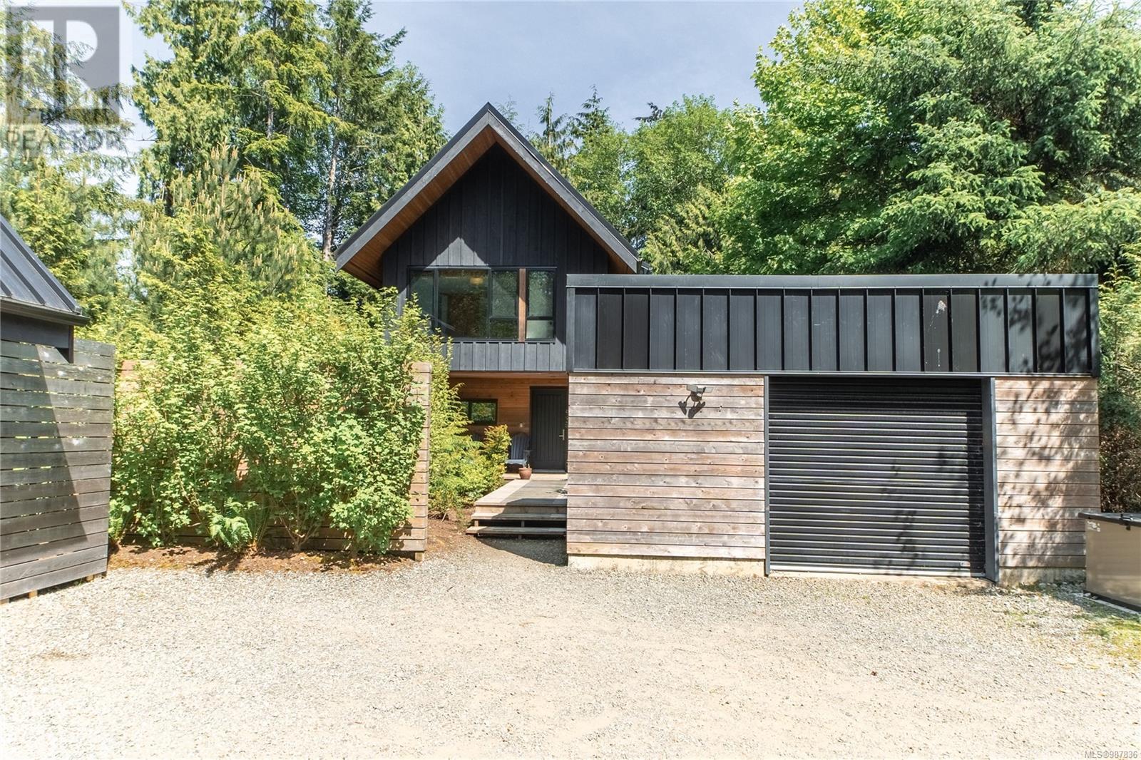 1156 Pacific Rim Hwy, Tofino