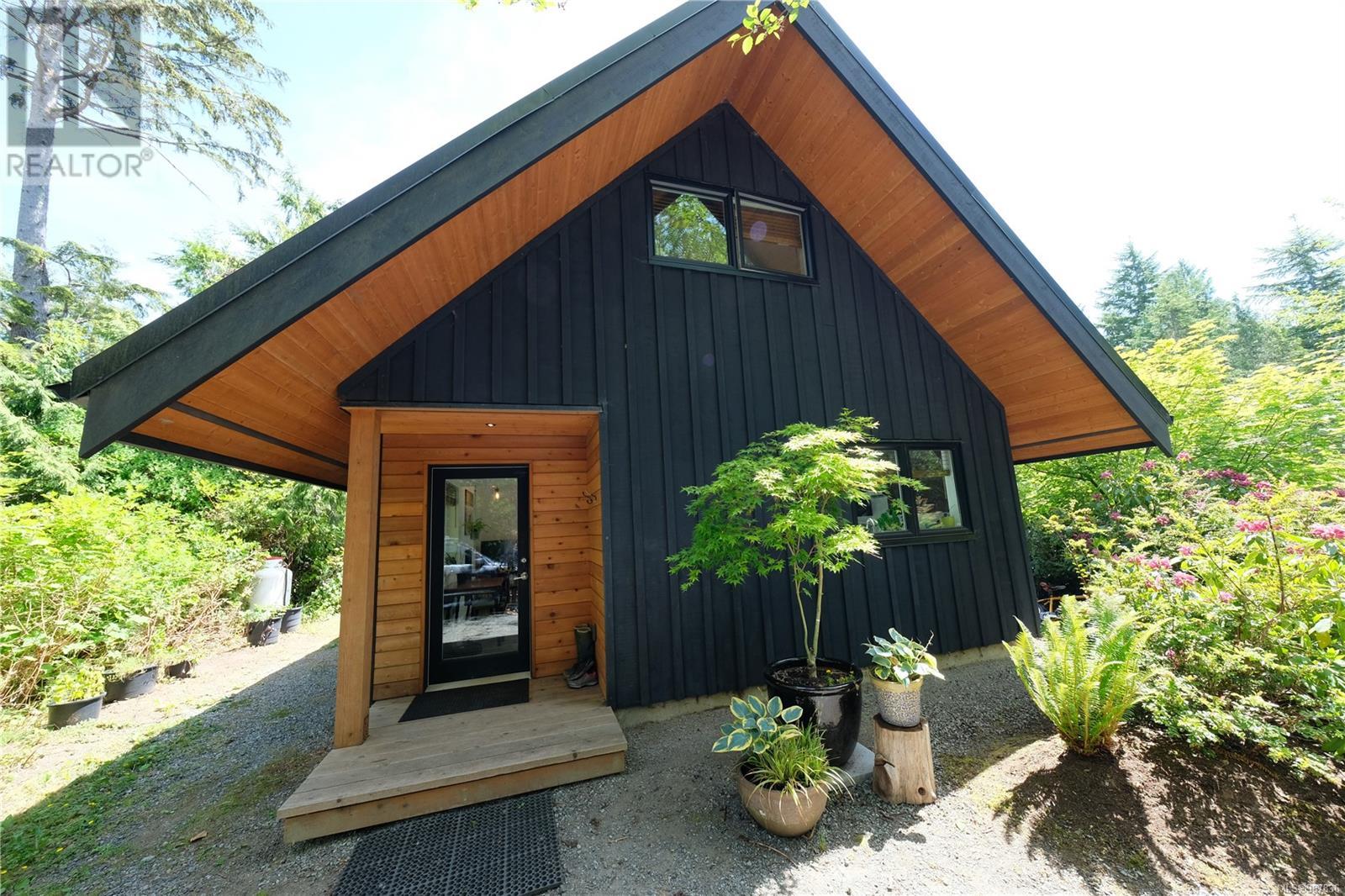 1156 Pacific Rim Hwy, Tofino