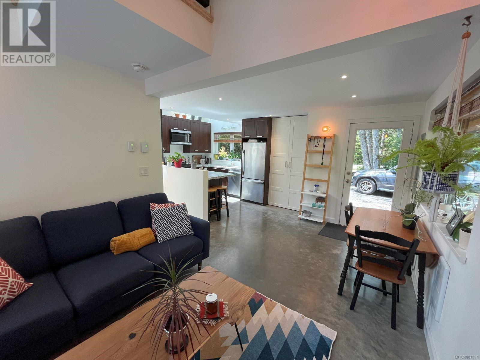 1156 Pacific Rim Hwy, Tofino