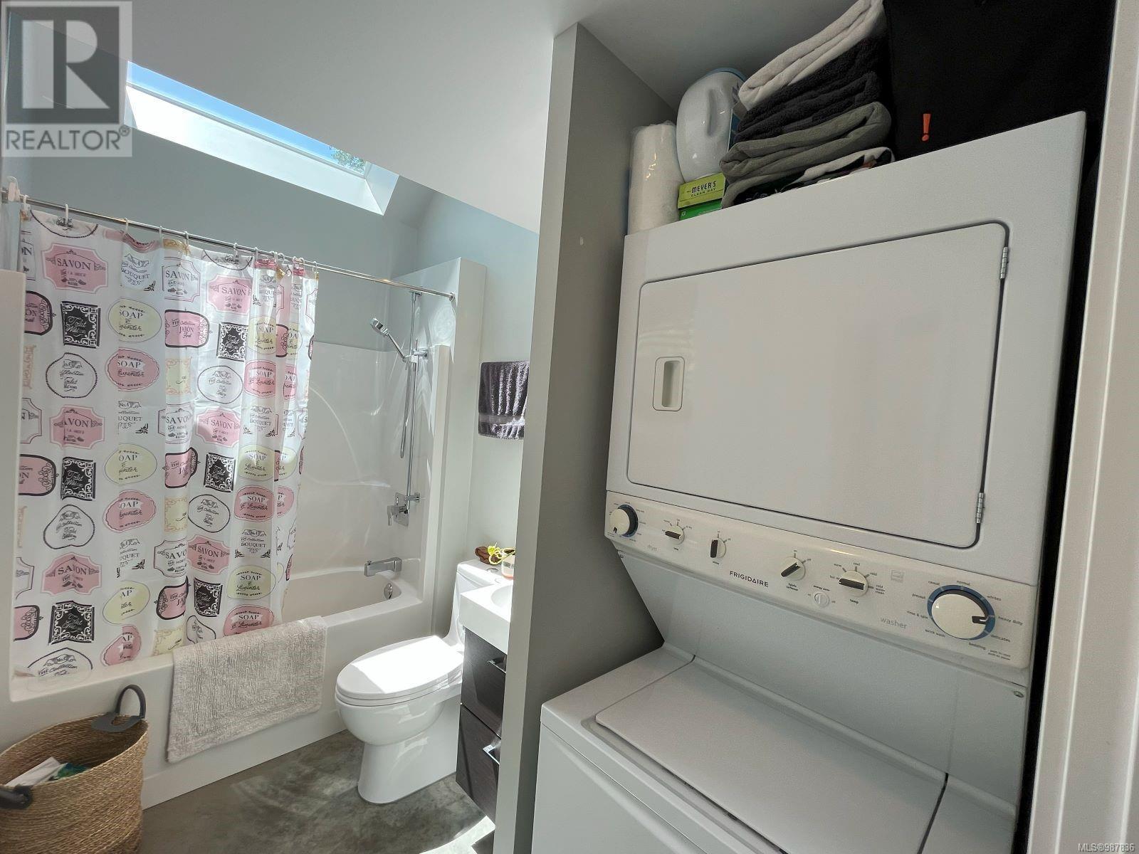 1156 Pacific Rim Hwy, Tofino