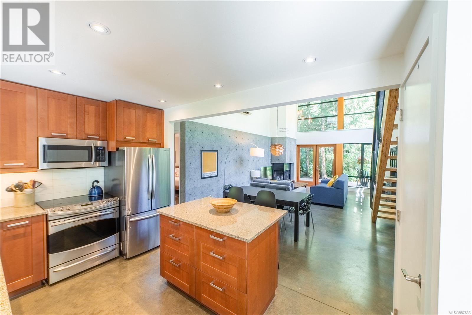 1156 Pacific Rim Hwy, Tofino
