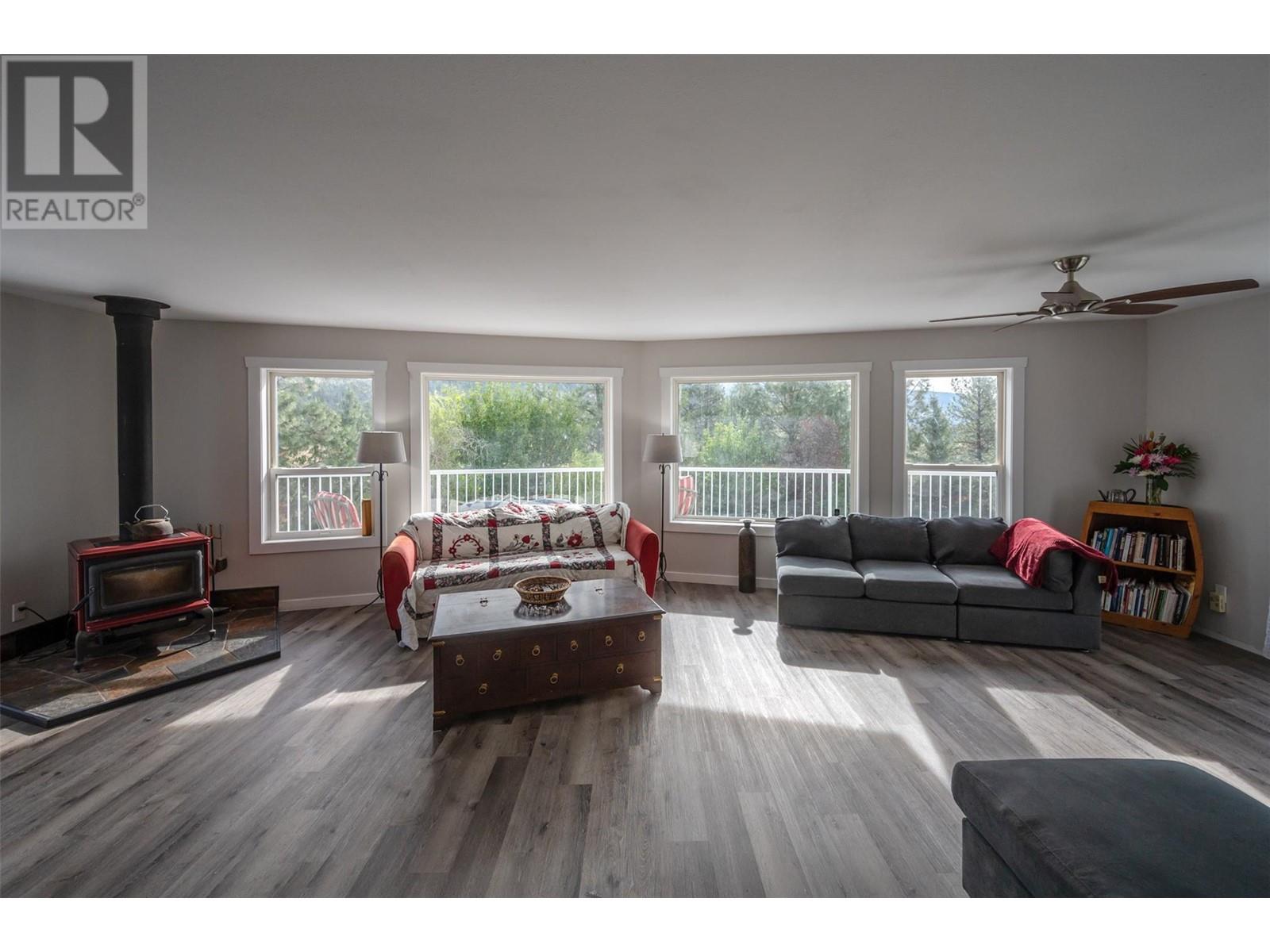 2737 Willowbrook Road, Oliver
