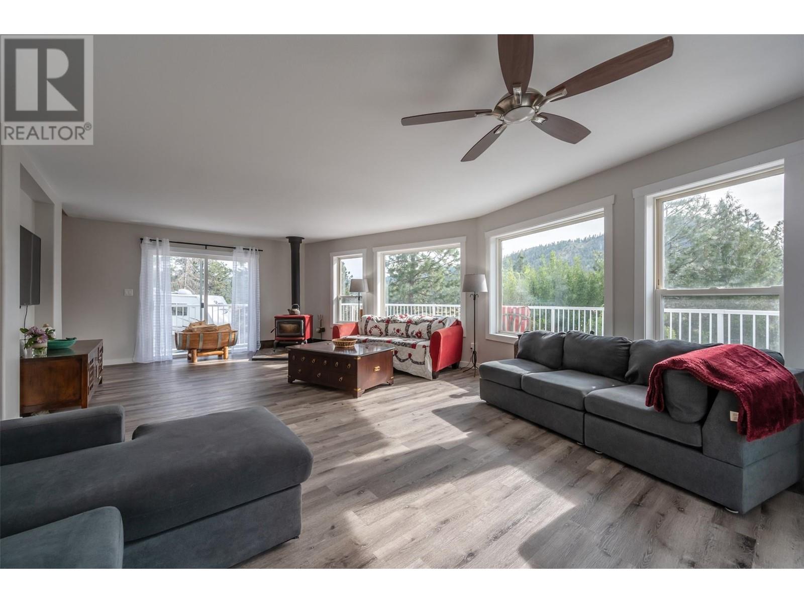 2737 Willowbrook Road, Oliver