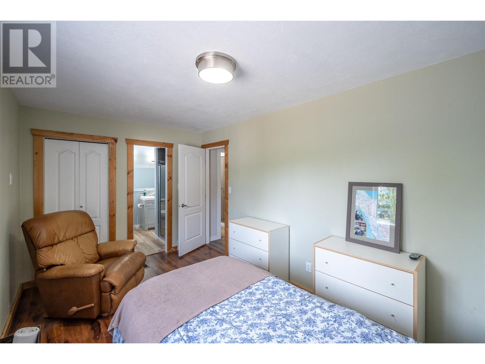 2737 Willowbrook Road, Oliver