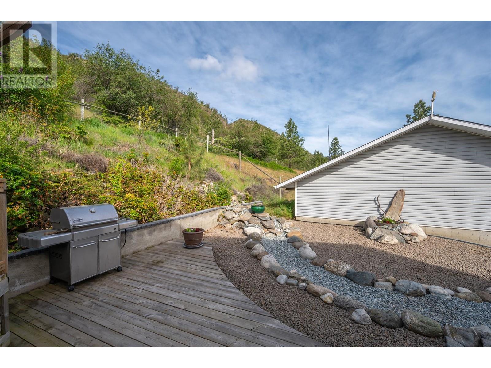 2737 Willowbrook Road, Oliver