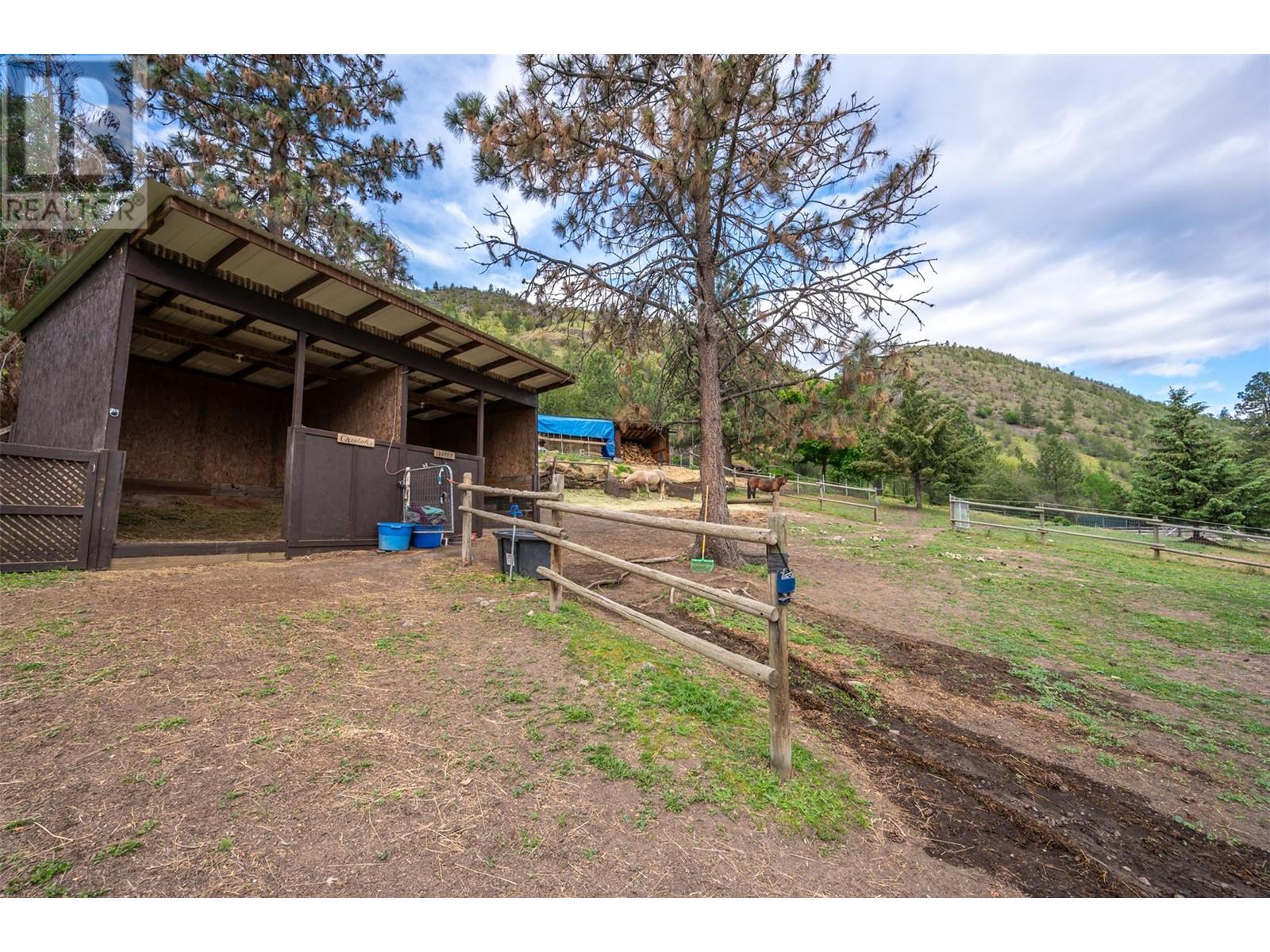 2737 Willowbrook Road, Oliver