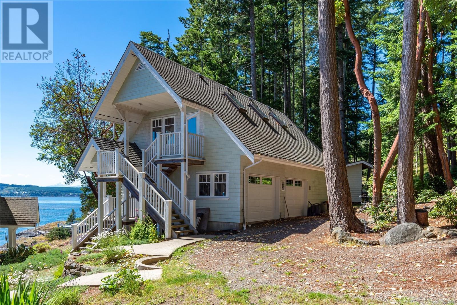 1380 Upshur Rd, Quadra Island