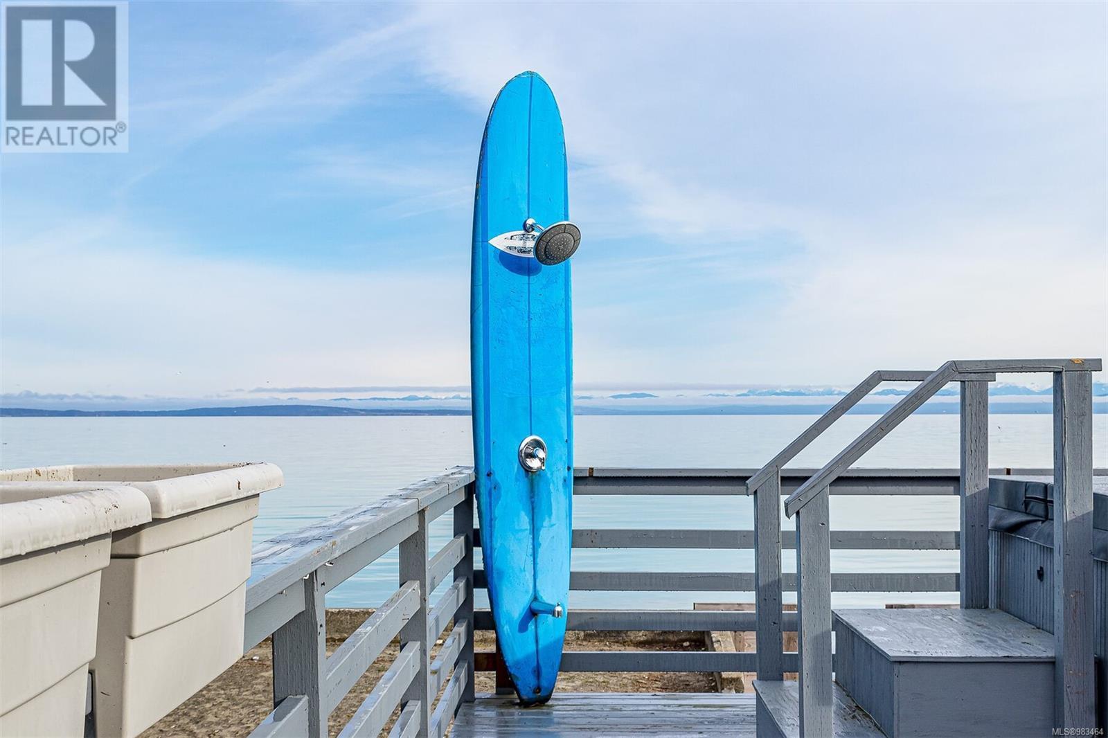 5545 Island Hwy, Qualicum Beach