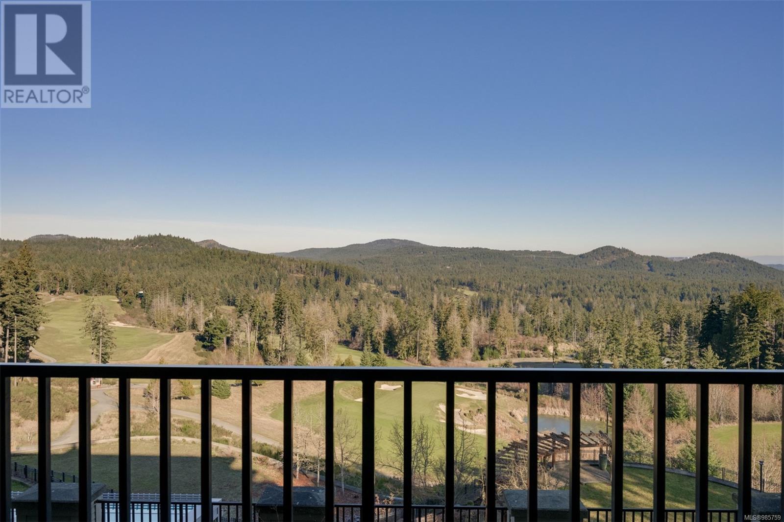 335/337 C 1999 Country Club Way, Langford real estate listing 985759