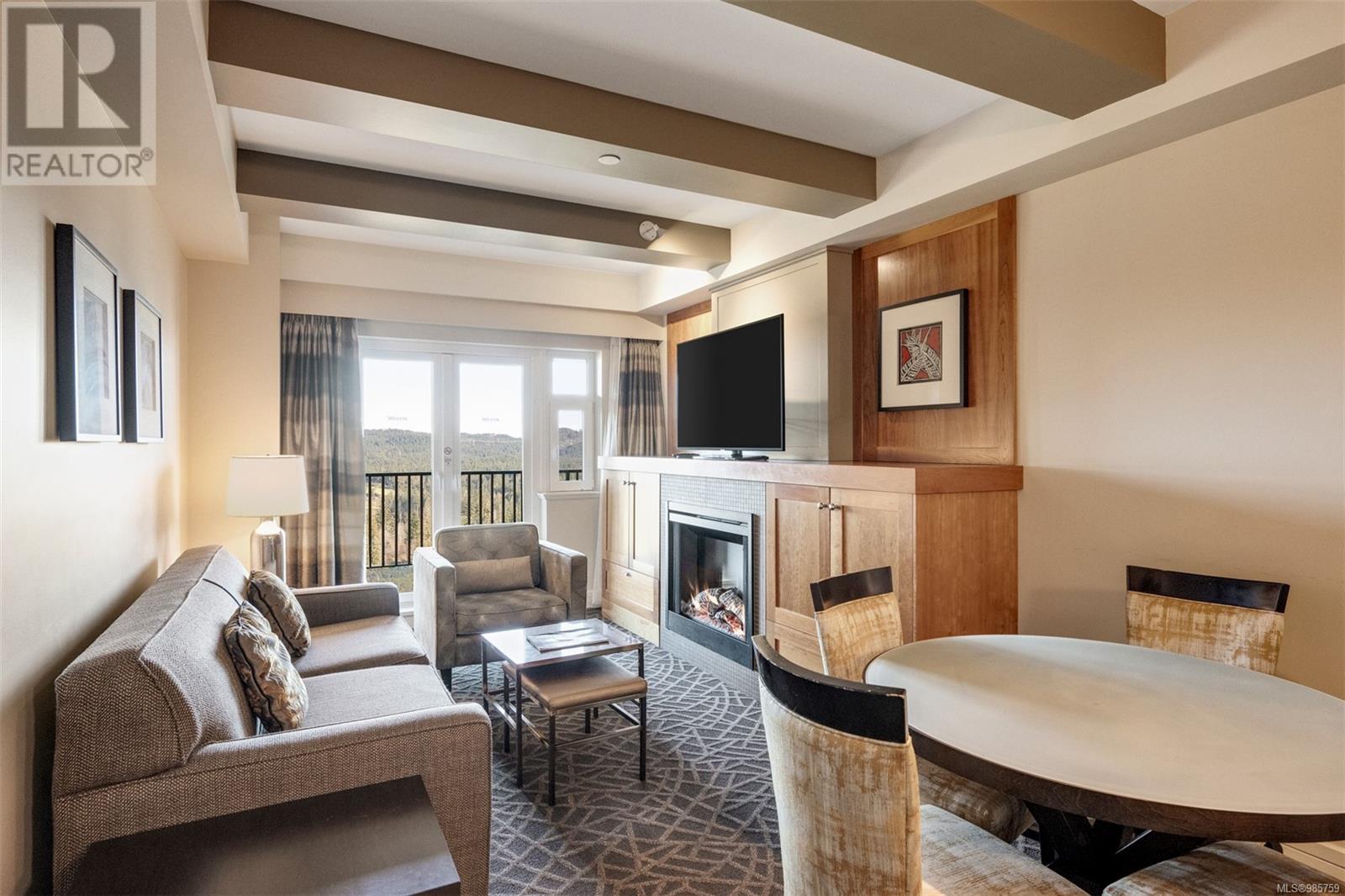 335/337 C 1999 Country Club Way, Langford real estate listing 985759