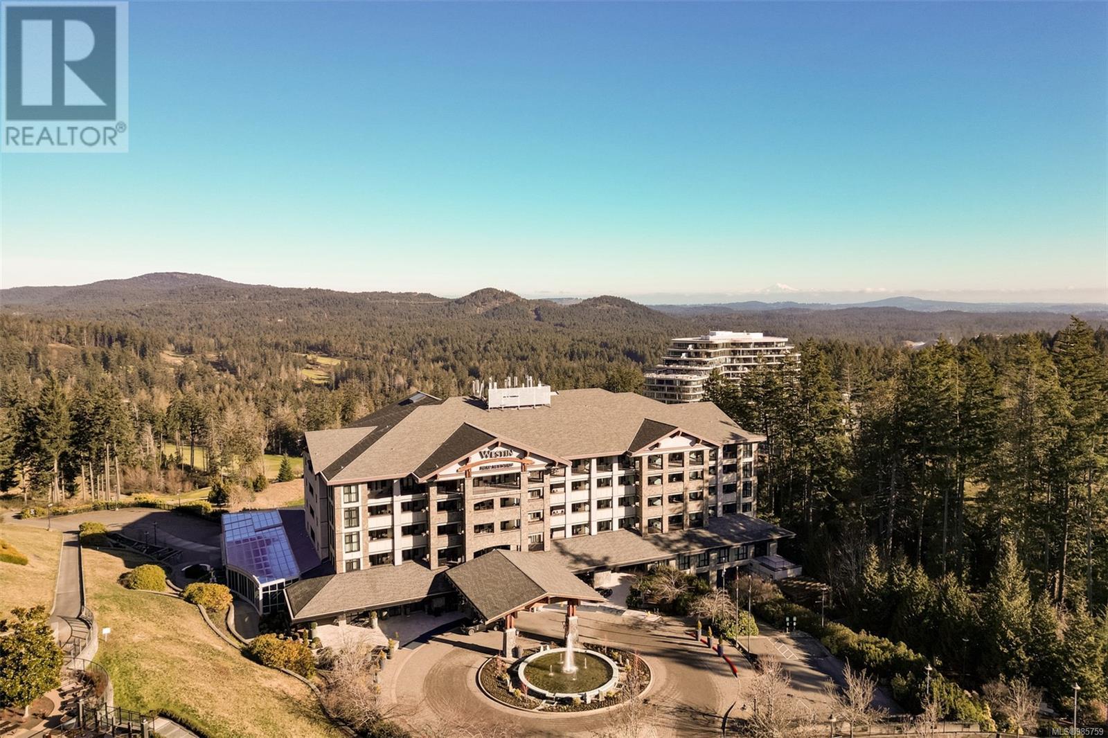 335/337 C 1999 Country Club Way, Langford real estate listing 985759