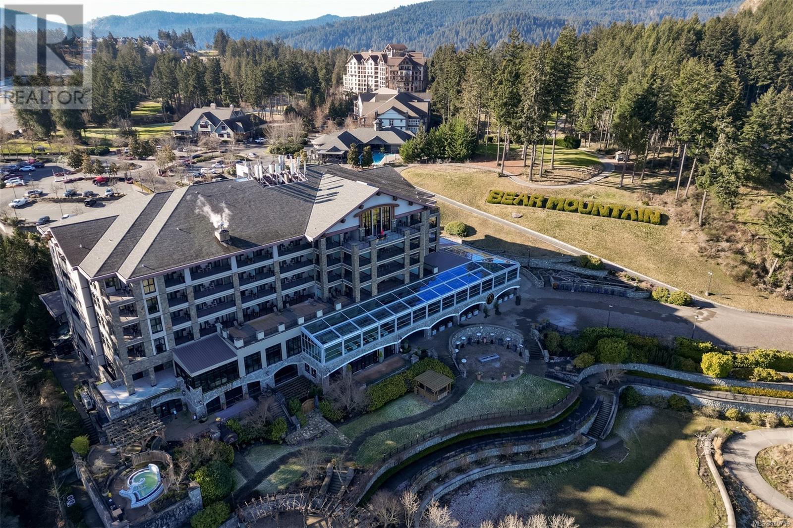 335/337 C 1999 Country Club Way, Langford real estate listing 985759