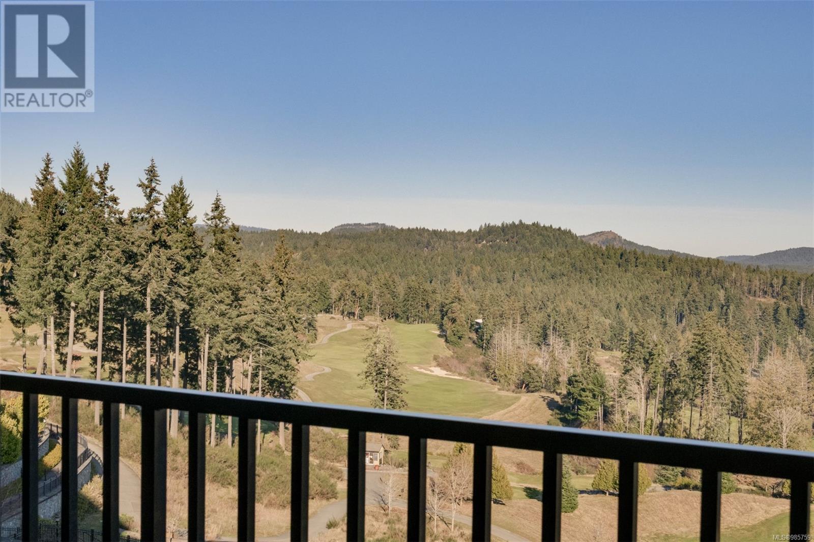 335/337 C 1999 Country Club Way, Langford real estate listing 985759