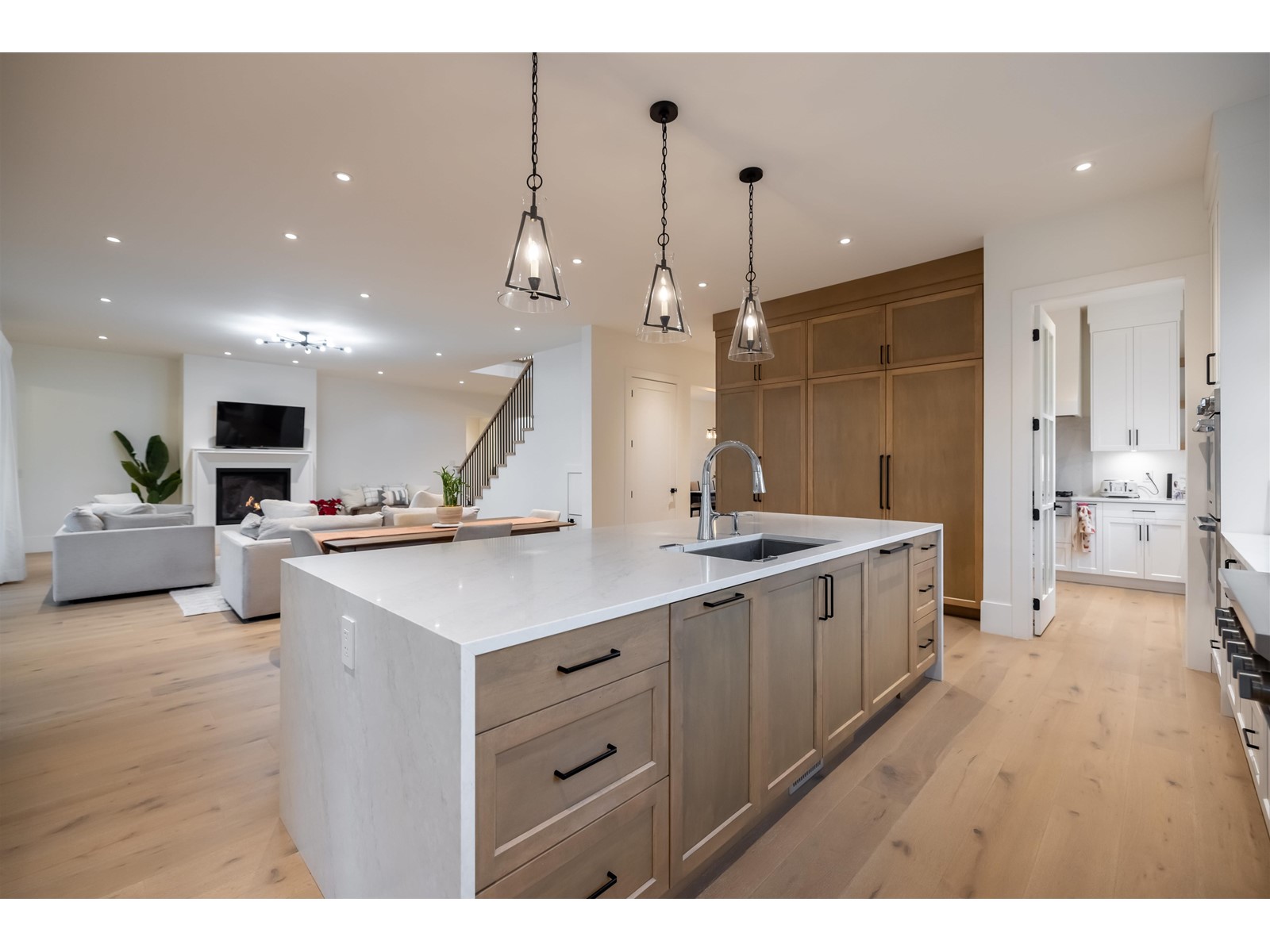 Photo 14 of 4210 248 Street, Langley BC