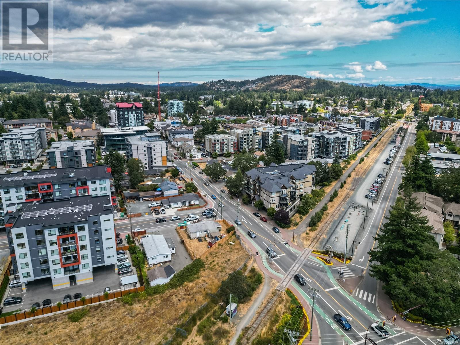 806 Station Ave, Langford real estate listing 988030