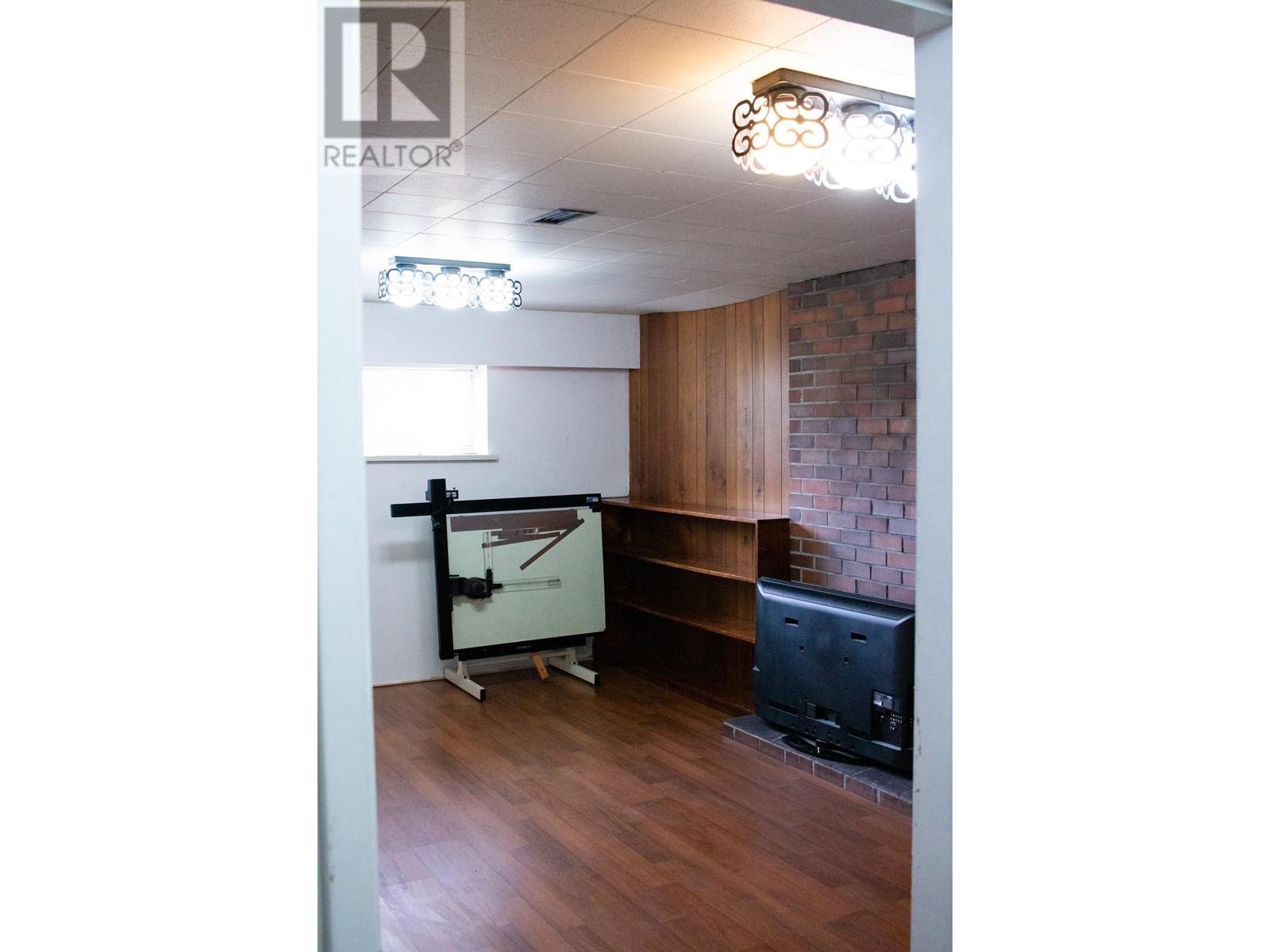 Photo 9 of 2763 Rosemont Drive, Vancouver BC