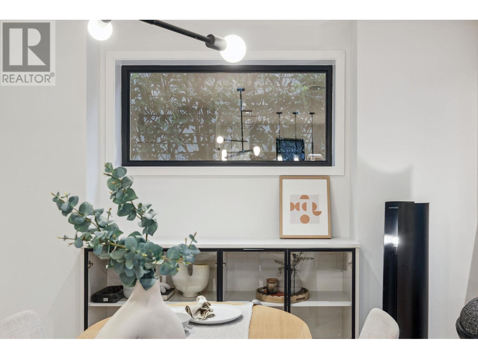 1 3517 W 23RD AVENUE, Vancouver