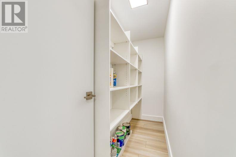 1108 2004 FULLERTON AVENUE, North Vancouver real estate listing R2966483