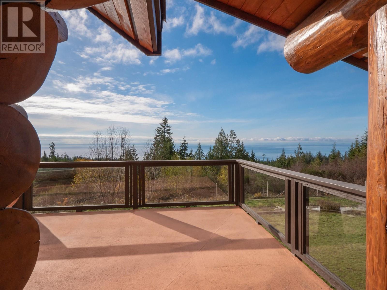 1041 FIRBURN ROAD, Roberts Creek