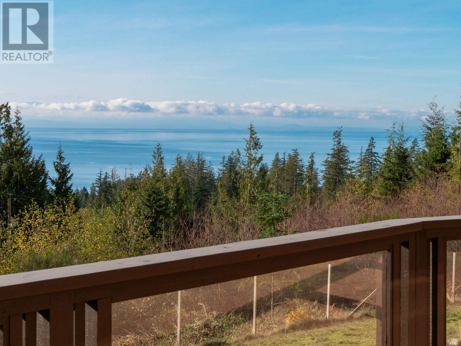 1041 FIRBURN ROAD, Roberts Creek