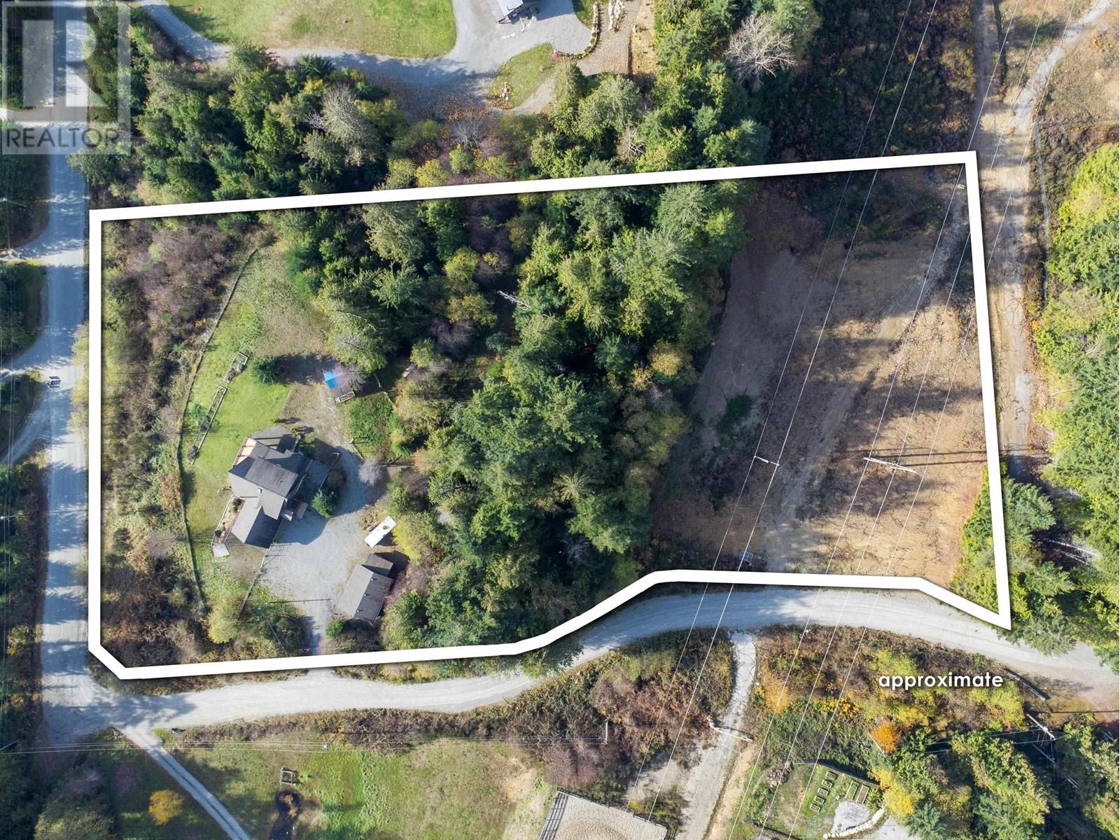 1041 FIRBURN ROAD, Roberts Creek