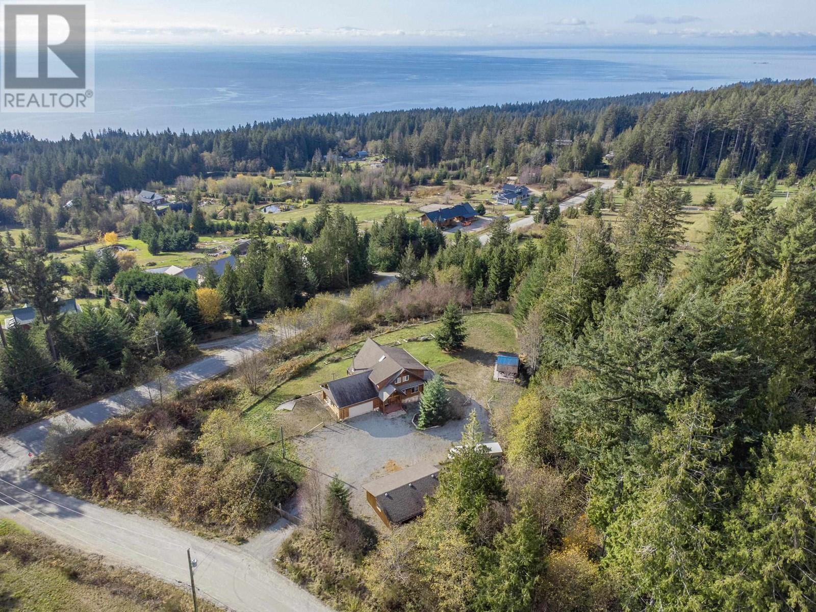 1041 FIRBURN ROAD, Roberts Creek