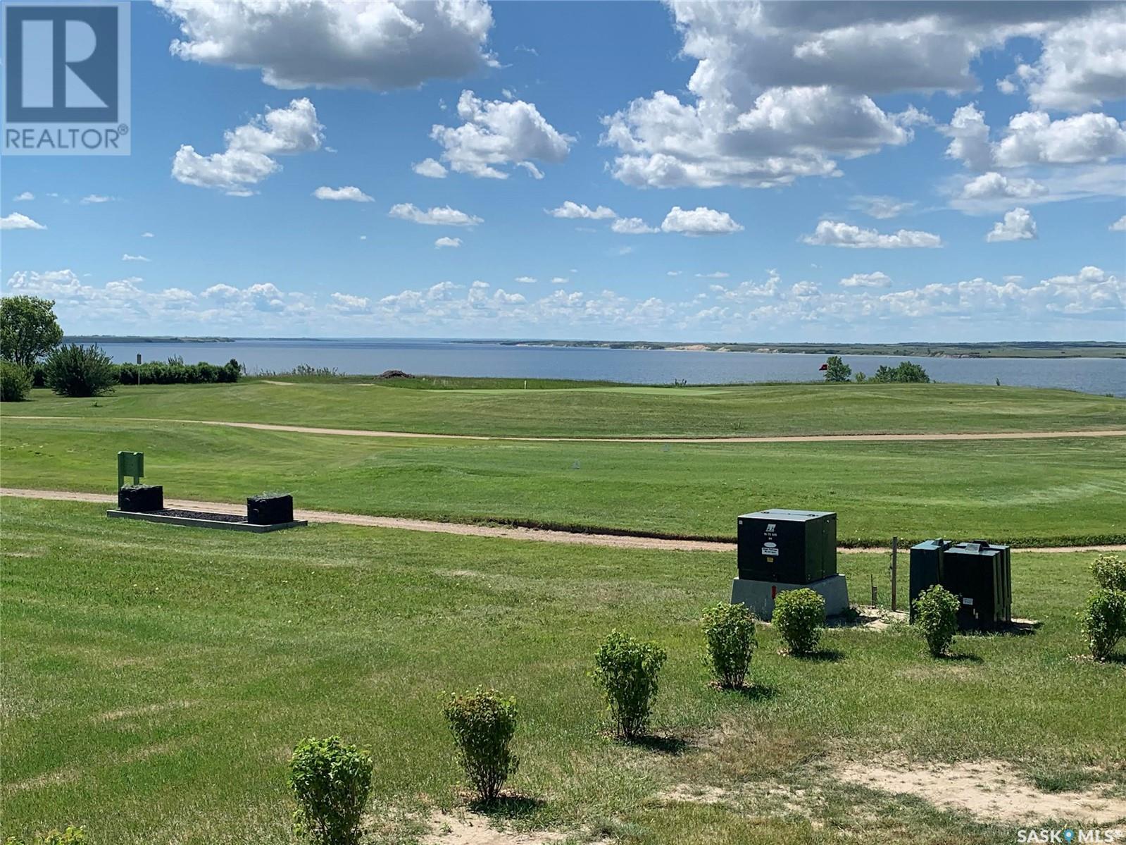 Photo 1 of 112 Lakeridge Crescent, Elbow SK