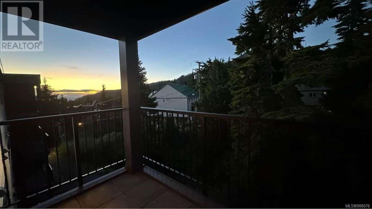 308 695 Castle Crag Cres, Courtenay real estate listing 988076