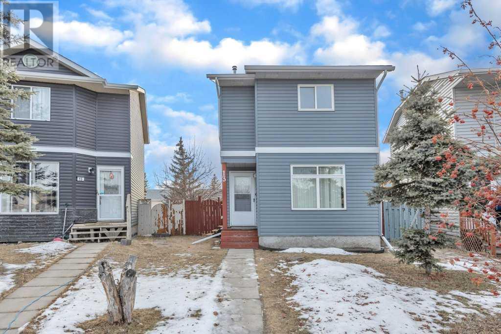 Single Family House for Sale in  Martinridge Place NE Martindale Calgary 