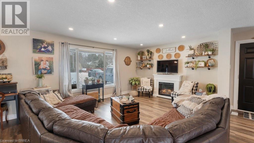 Photo 3 of 527 Conc 3 Townsend Road, Wilsonville ON