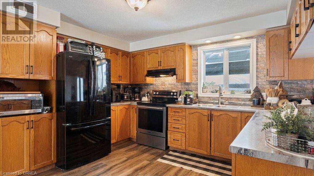 Photo 4 of 527 Conc 3 Townsend Road, Wilsonville ON