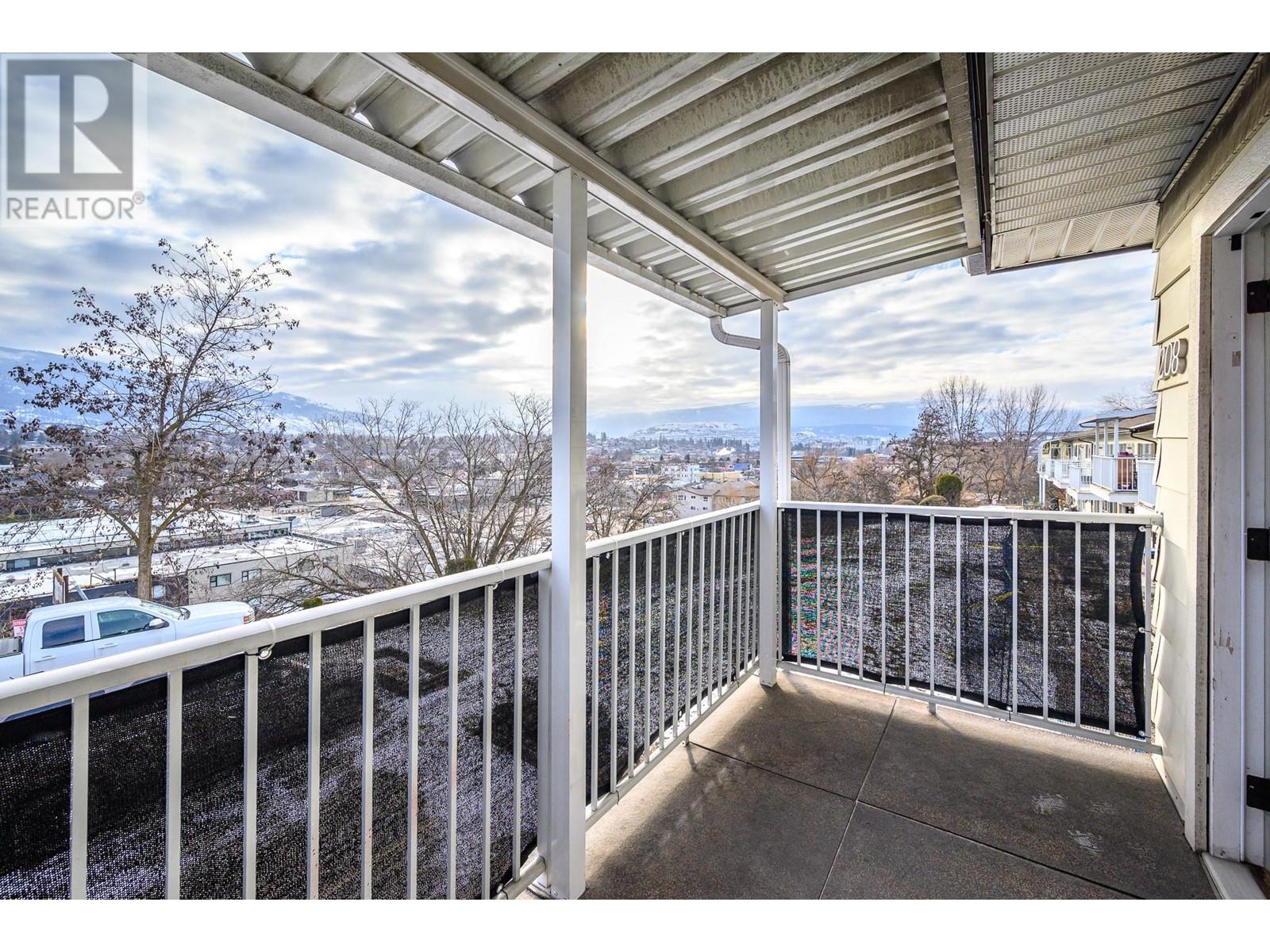 208 4004 34 Street, Vernon