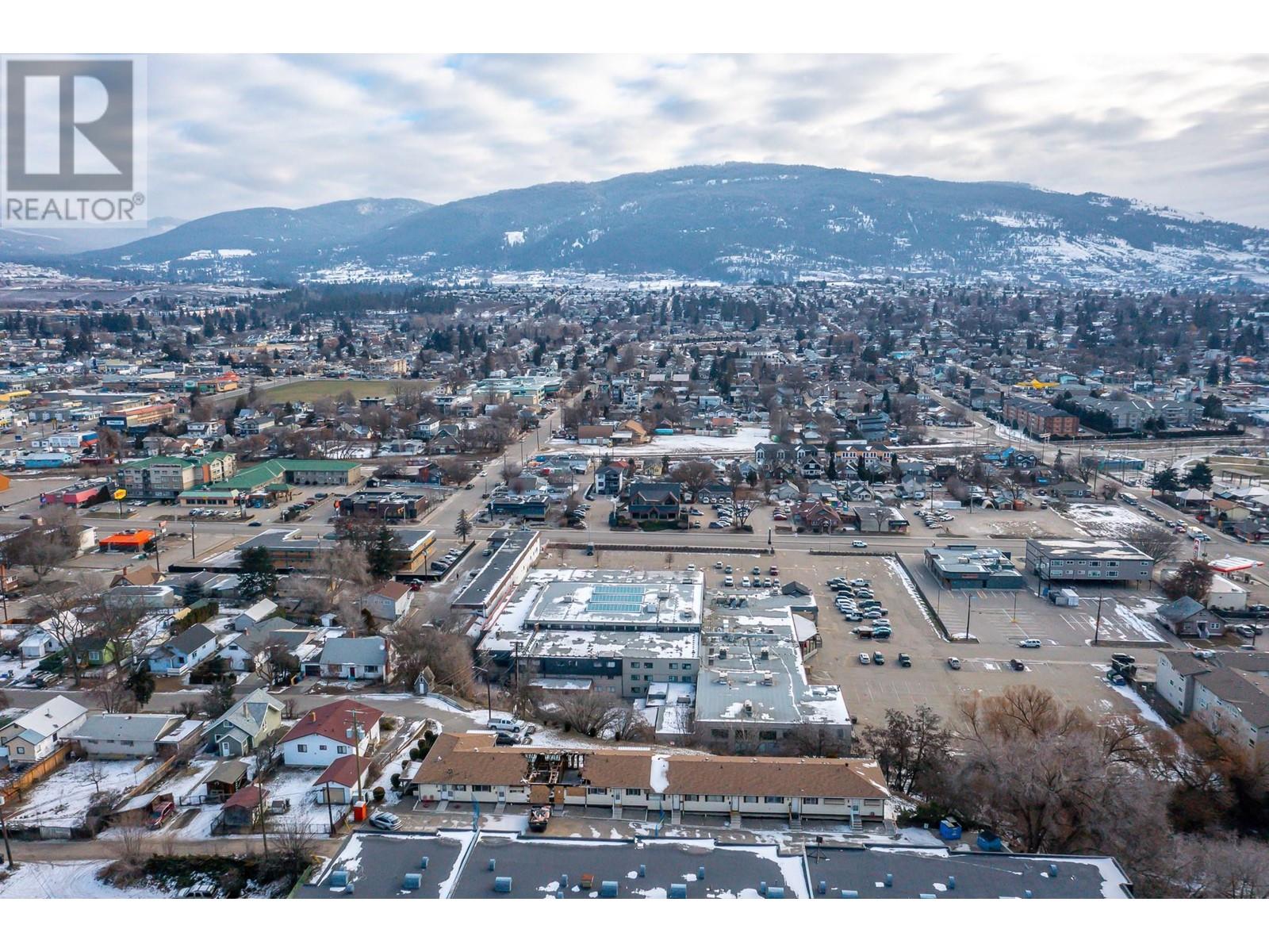 208 4004 34 Street, Vernon