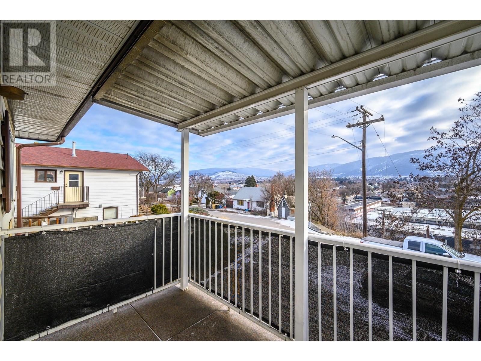 208 4004 34 Street, Vernon