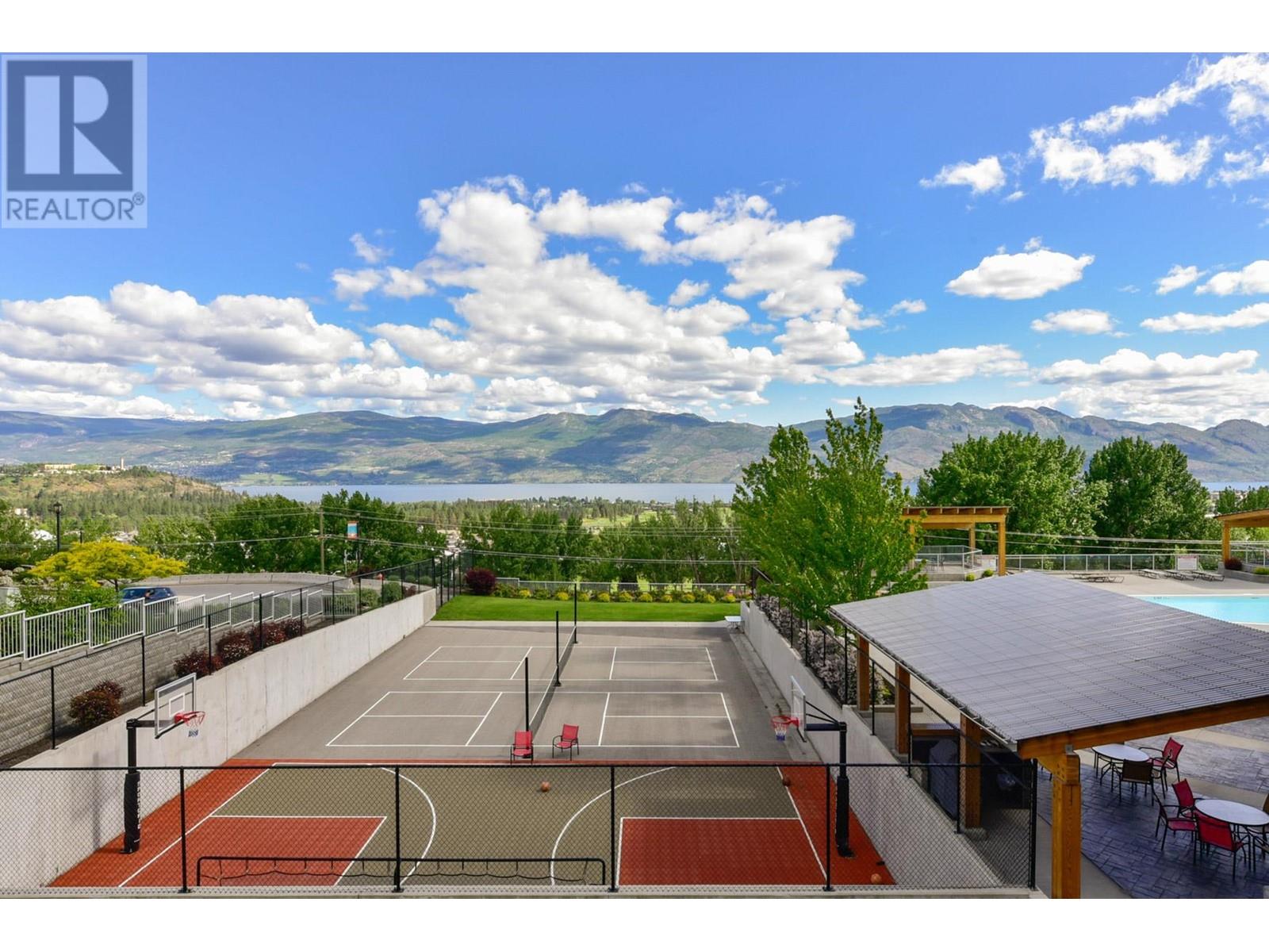 206 3229 Skyview Lane, West Kelowna
