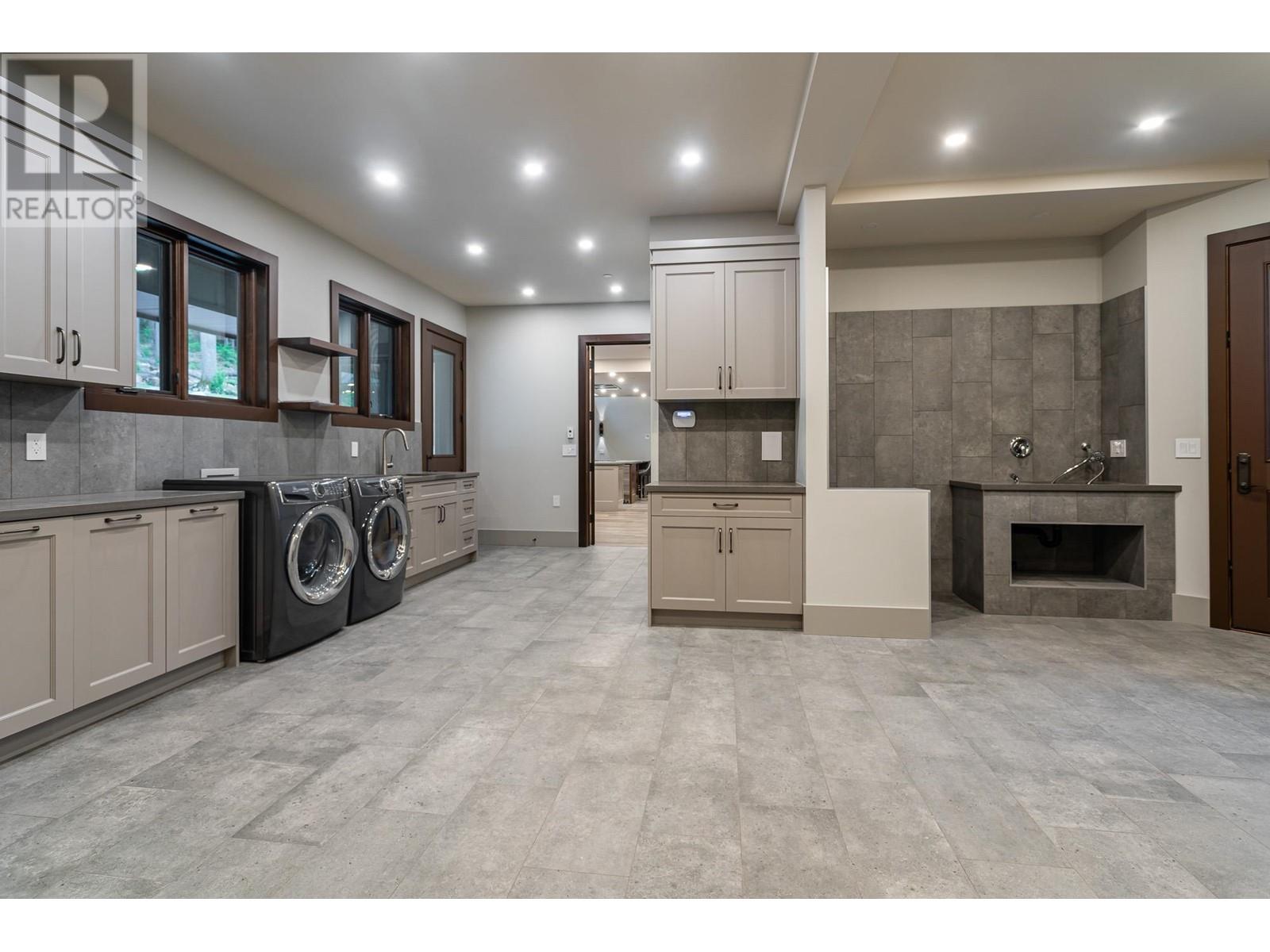 3299 BLACK BEAR WAY, Anmore real estate listing R2966666