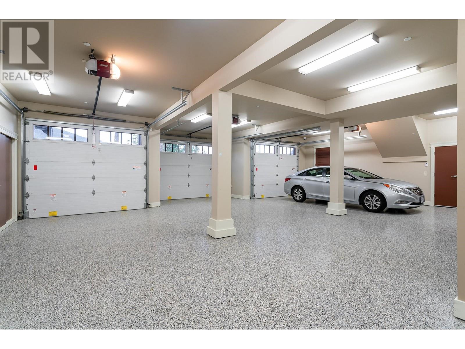 3299 BLACK BEAR WAY, Anmore real estate listing R2966666