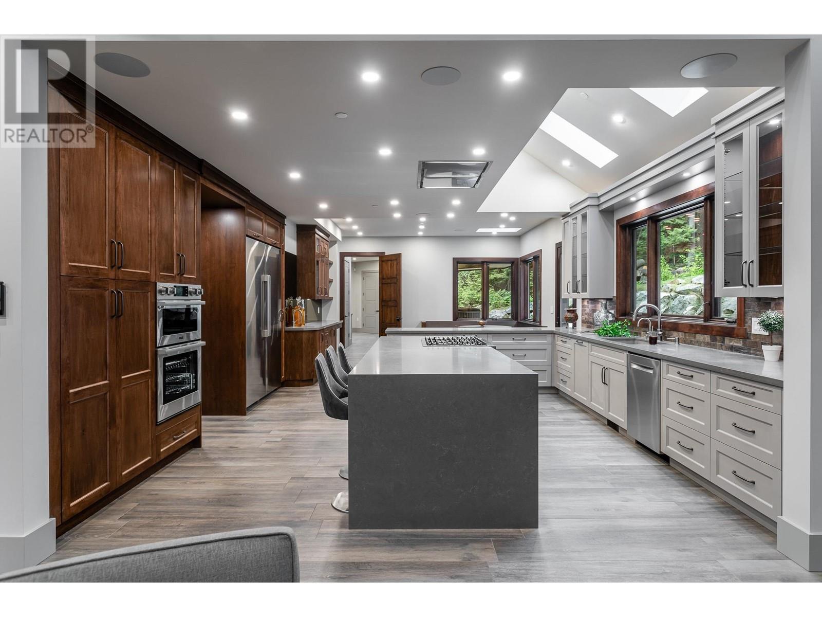 3299 BLACK BEAR WAY, Anmore real estate listing R2966666